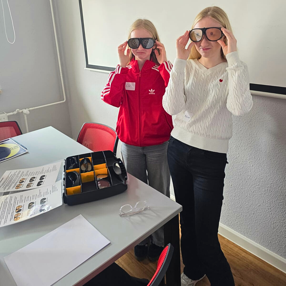 784a255f-9963-4e76-aa4b-9fec8b8dcab7